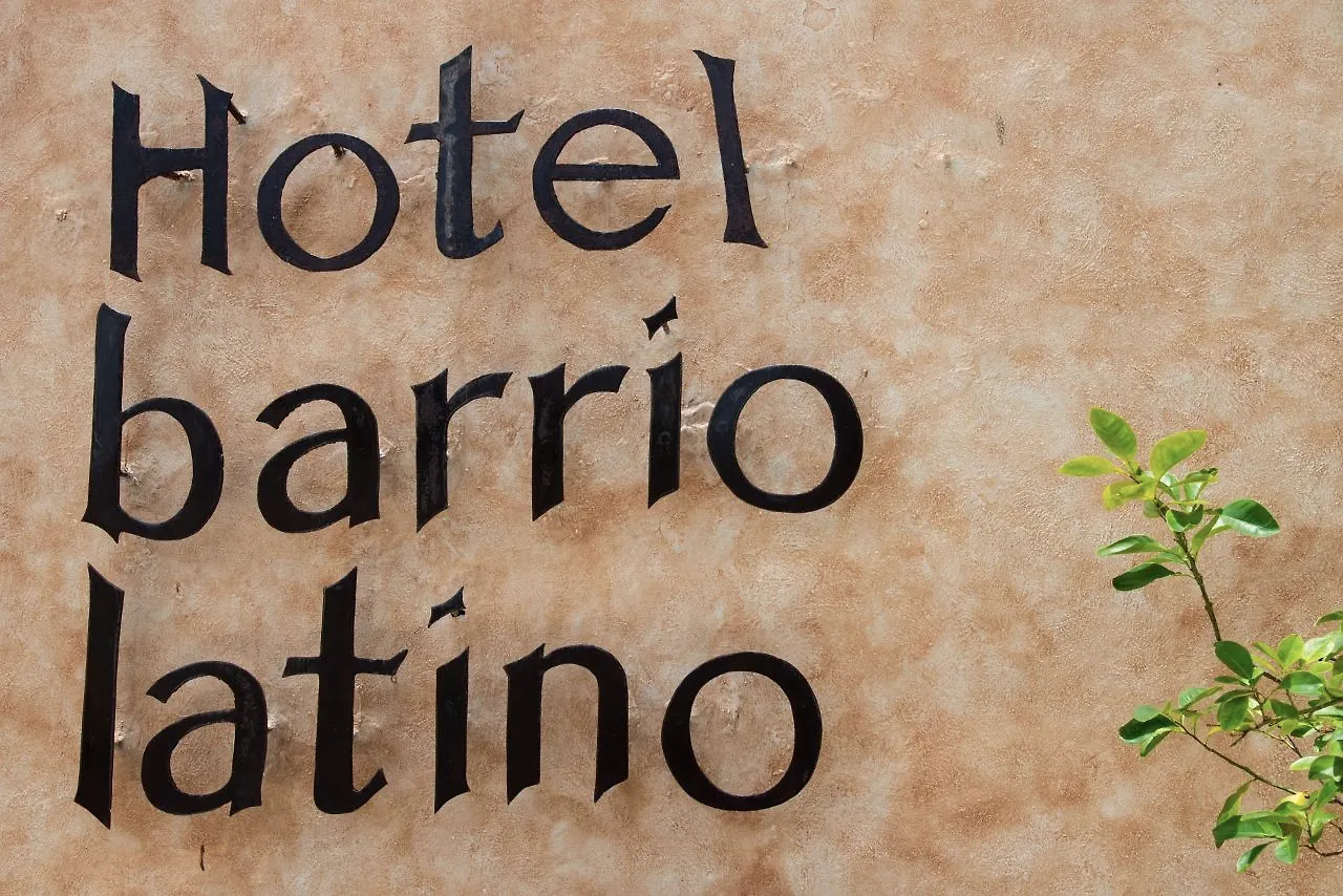 Barrio Latino Hotel Riviera Maya Playa del Carmen 3*,
